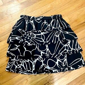 NEW Michael Kors black white tiered skirt size 8- NWT